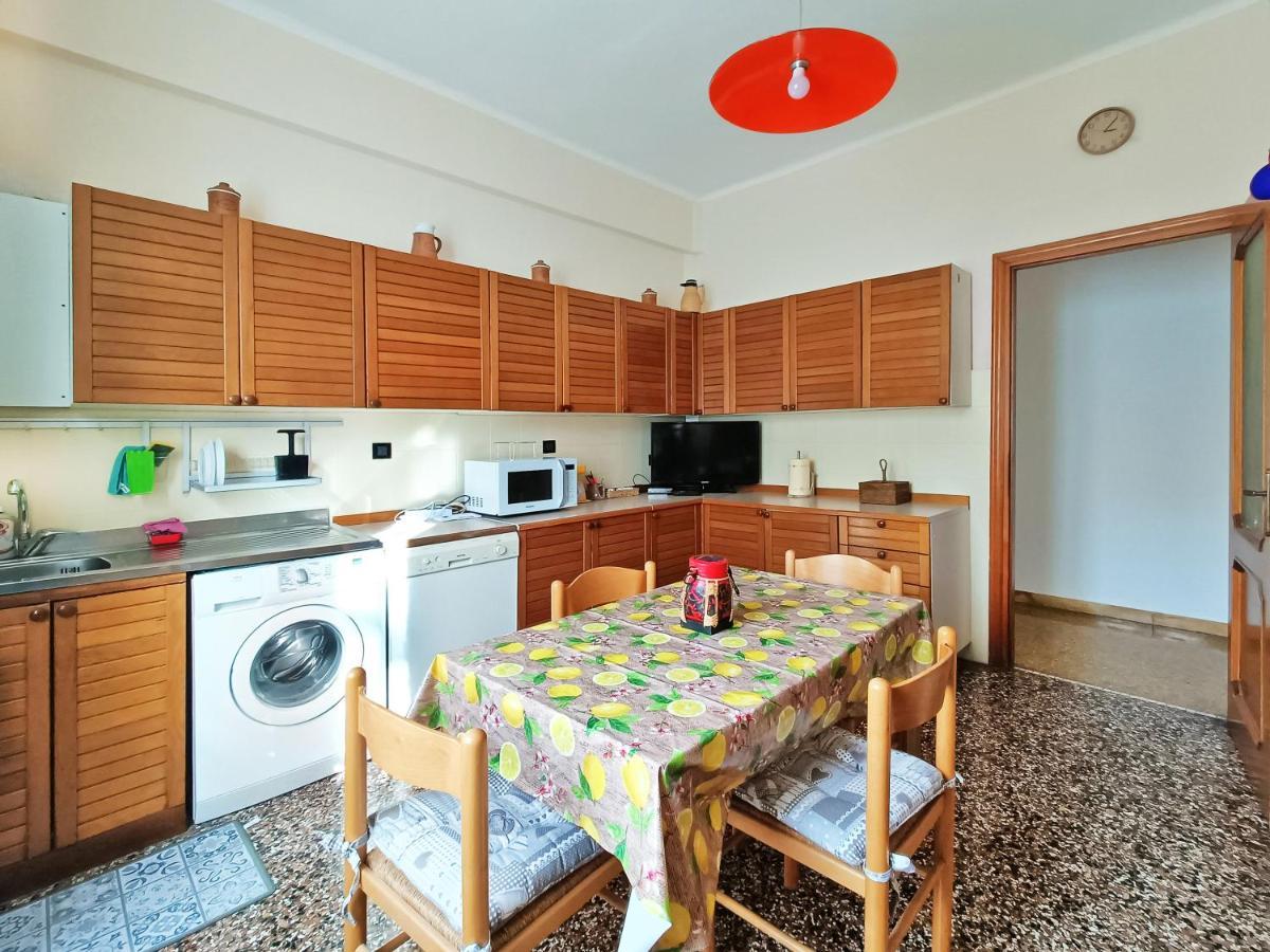 San Martino Appartament Con Parcheggio Privato جنوة المظهر الخارجي الصورة