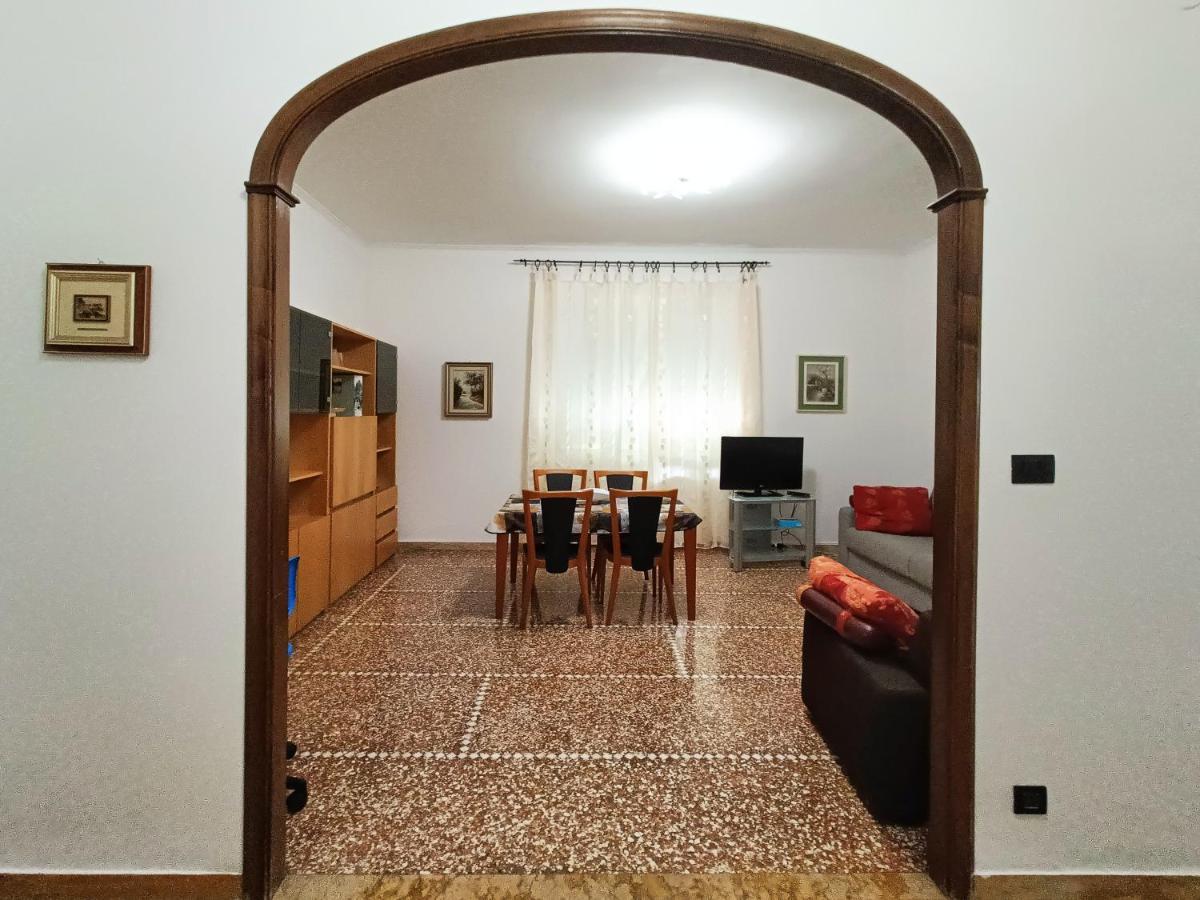 San Martino Appartament Con Parcheggio Privato جنوة المظهر الخارجي الصورة